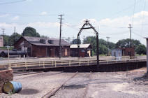 Charlottesville turntable
